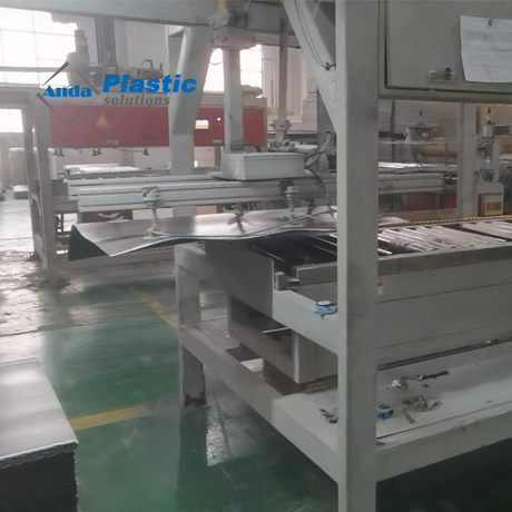 Lini Produksi Lantai LVT